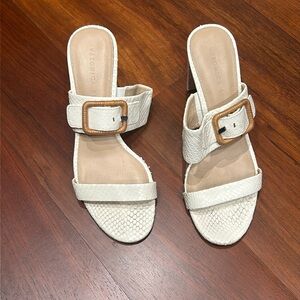 Veronica Beard Galoma Raffia Embossed Mule 7.5